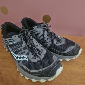 Saucony Womens Excursion Tr Trail Running Shoes Black Gray S15410-15